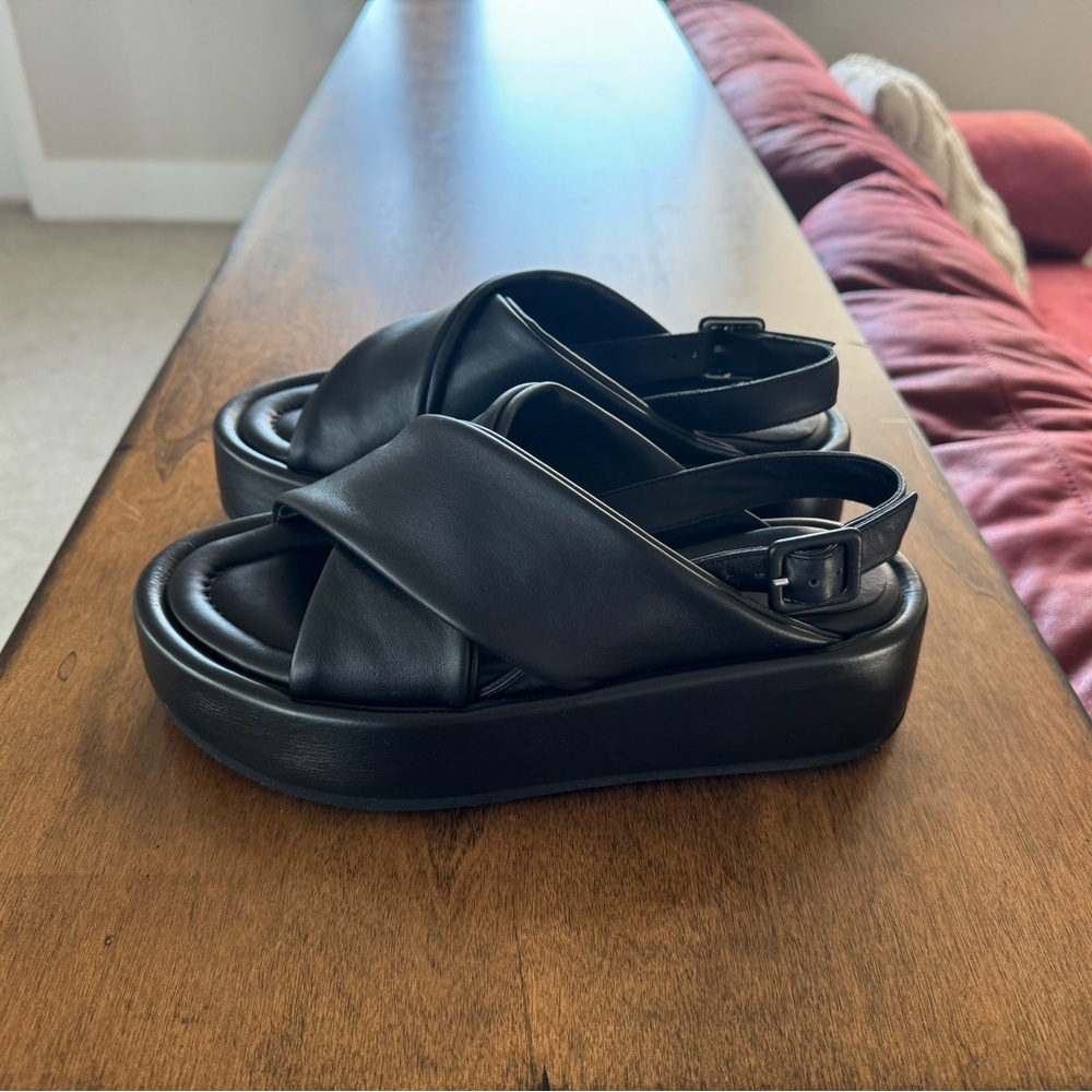 Paloma Barcelo Basima leather sandals | size 39 or 9 US